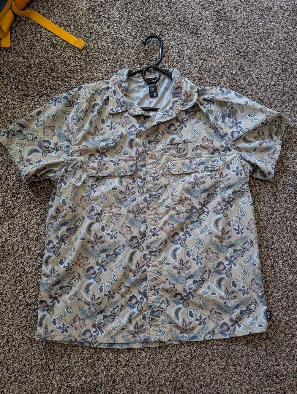 Mountain Hardwear Pixelated Floral Camo Buttowndown Shirt